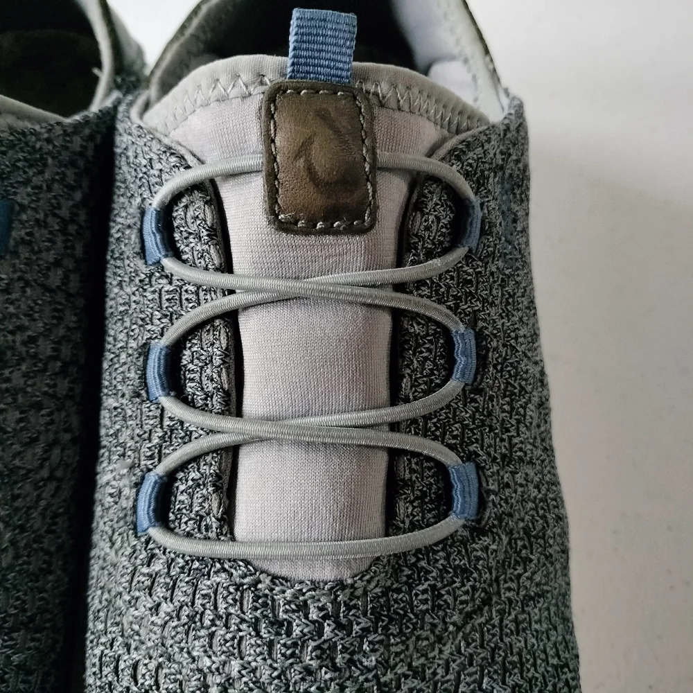 OluKai 52225 sneakers